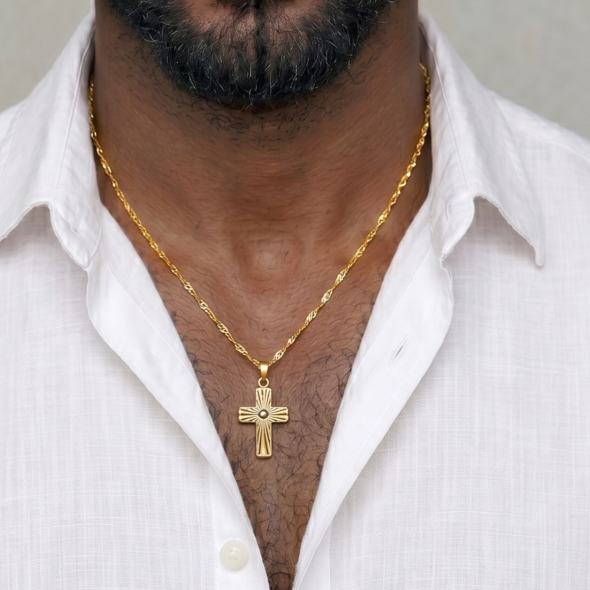 Colar Joias Banhada a Ouro Prata com Pingente Cruz Diamantada