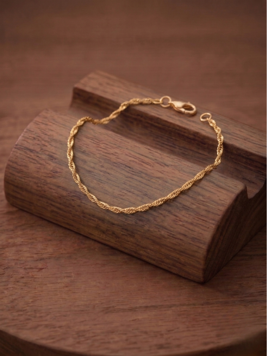 Pulseira Fio Singapura Joias Banhada design clássico e refinado