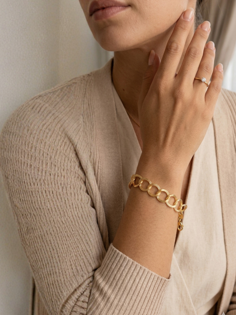 Pulseira Elo Frisado um toque sofisticado e deslumbrante com design clássico