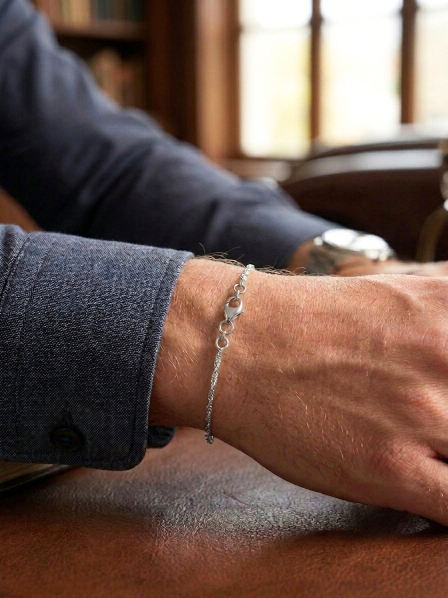 Pulseira Fio Singapura Joias Banhada design clássico e refinado