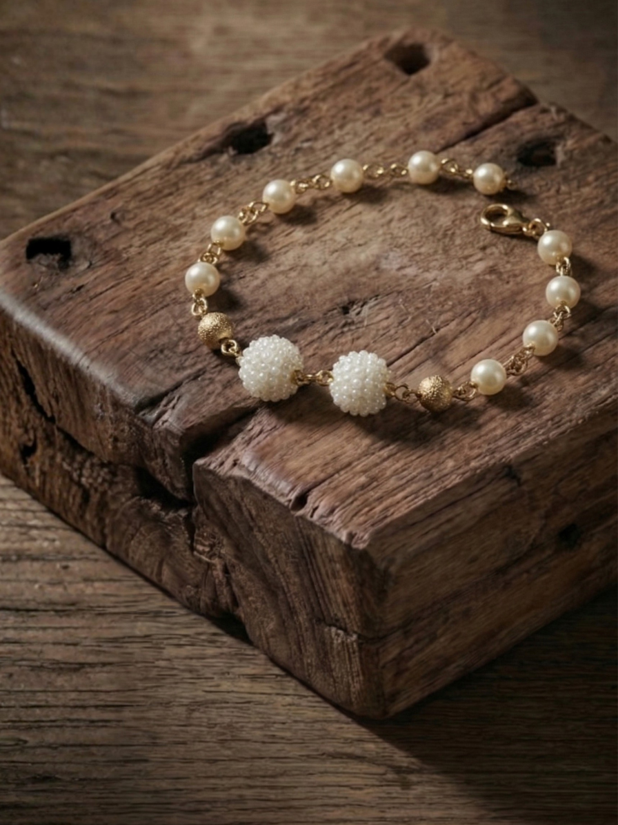 Pulseira Madrepérola um toque sofisticado e deslumbrante com design clássico