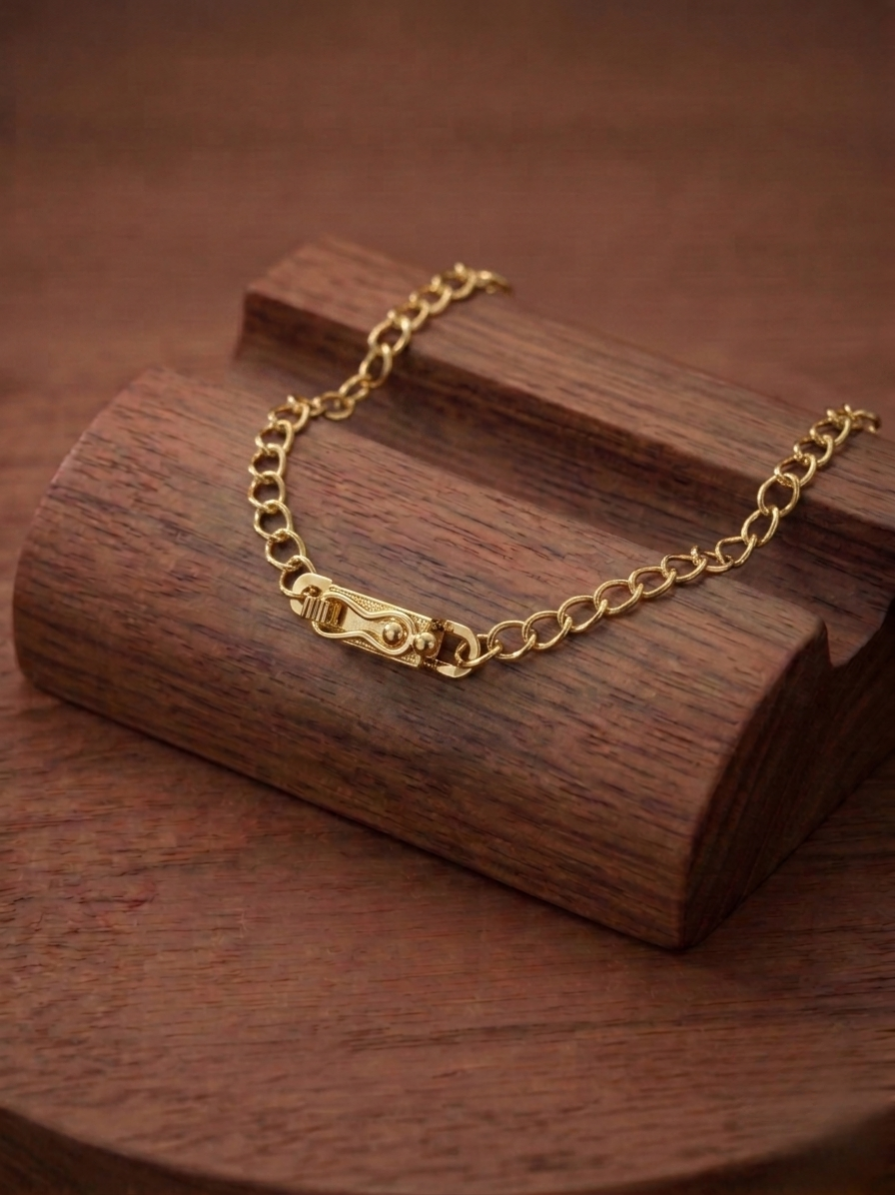 Pulseira Elo Português  Joias Banhada design clássico e refinado